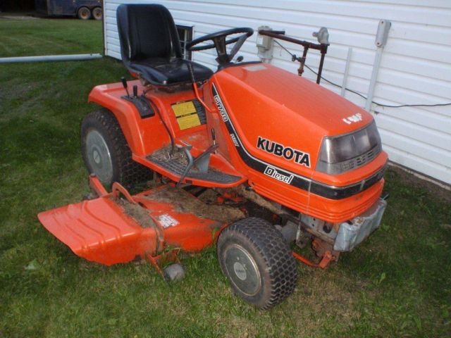 Kubota G1700 FILTRY